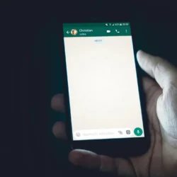 Это лучший способ заблокировать чаты WhatsApp на телефонах