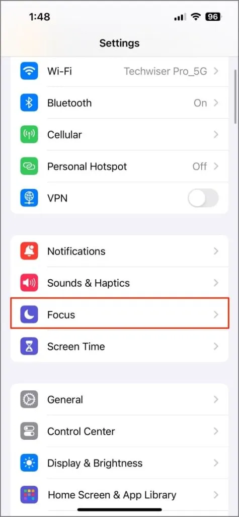 Modo de foco nas configurações do iOS 17 no iPhone