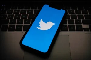 Twitter からログアウトされるのはなぜですか? 解決方法