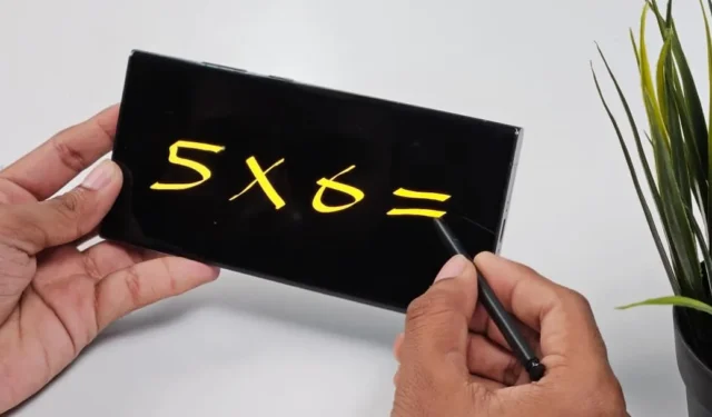 Kaip gauti „iPadOS 18“ matematikos pastabų skaičiuoklę „Android“.