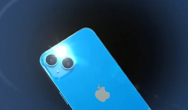 2 būdai, kaip nustatyti žibintuvėlio laikmatį „iPhone“.