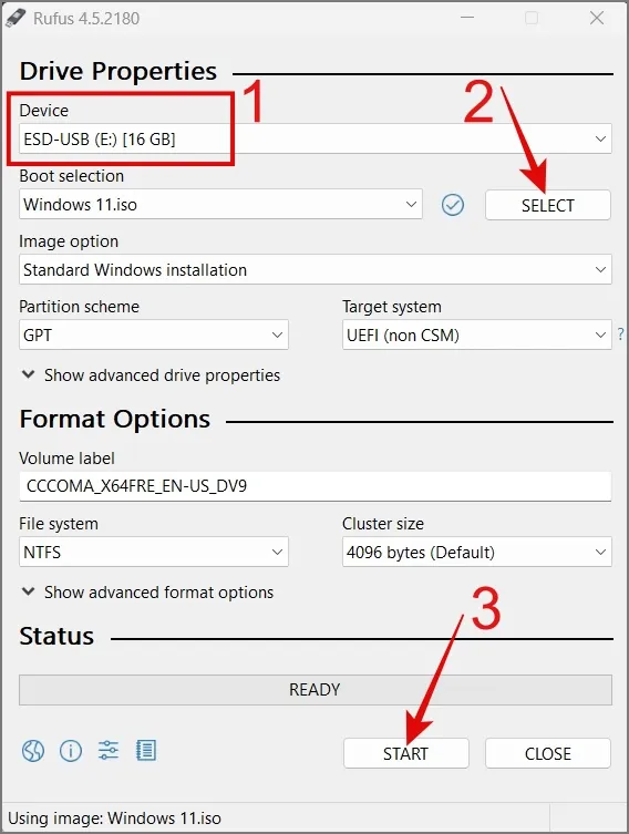 RufusアプリでWindows 11 ISOを選択します