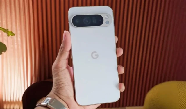 Kaip naudoti mastelio didinimą „Google Pixel 9 Pro“ (ir „Pixel 8 Pro“)