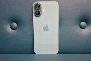 iPhone 16: Jak zakázat náhodné spuštění fotoaparátu z ovládacího tlačítka