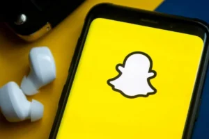 Snapchatで友達全員に同時にスナップを送信する3つの方法