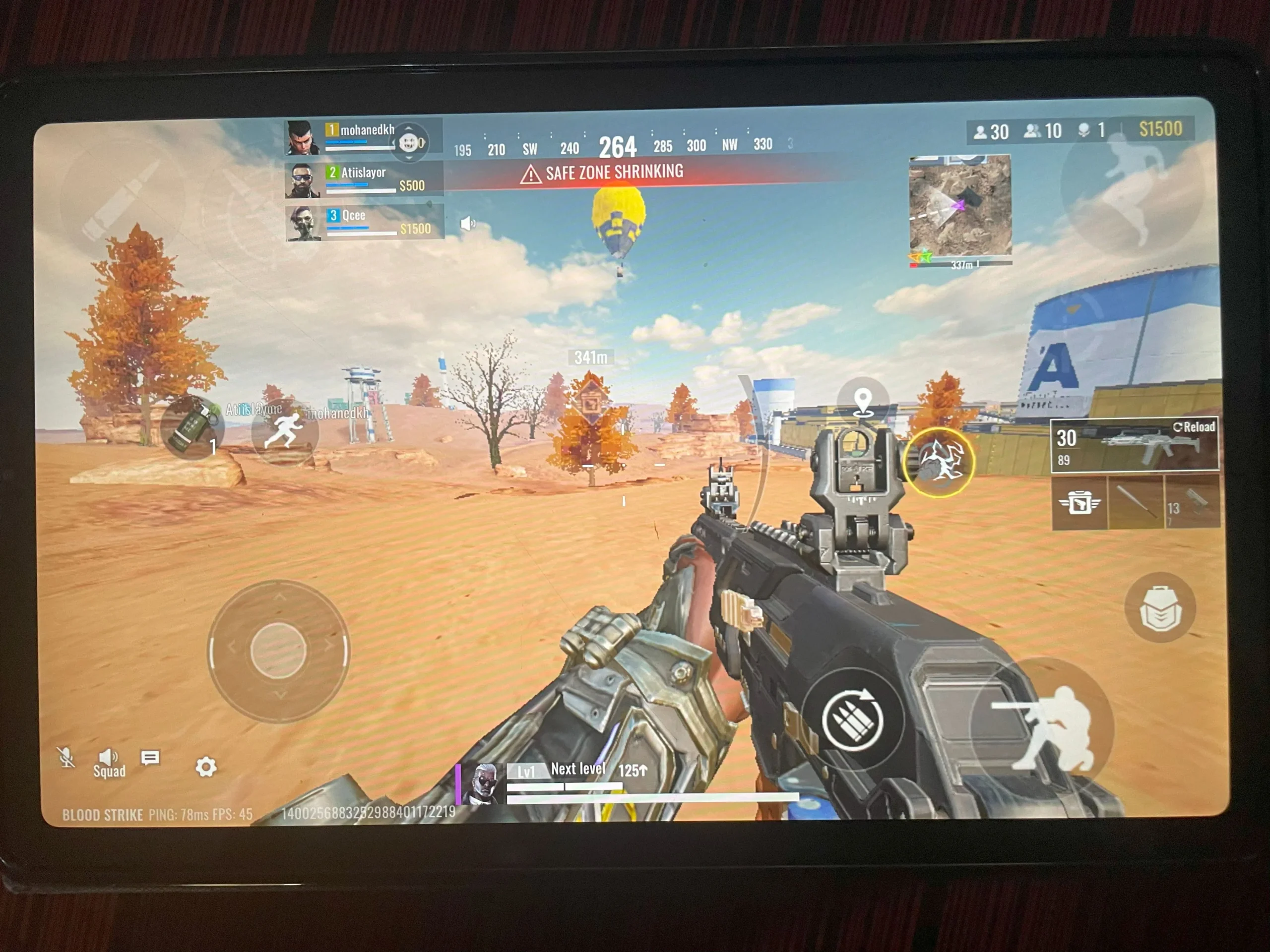 Blood Strike мач на таблет с Android.