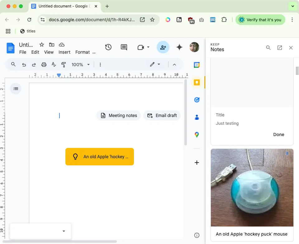 Google Docs viser Keep-sidebjælken til note-integration.