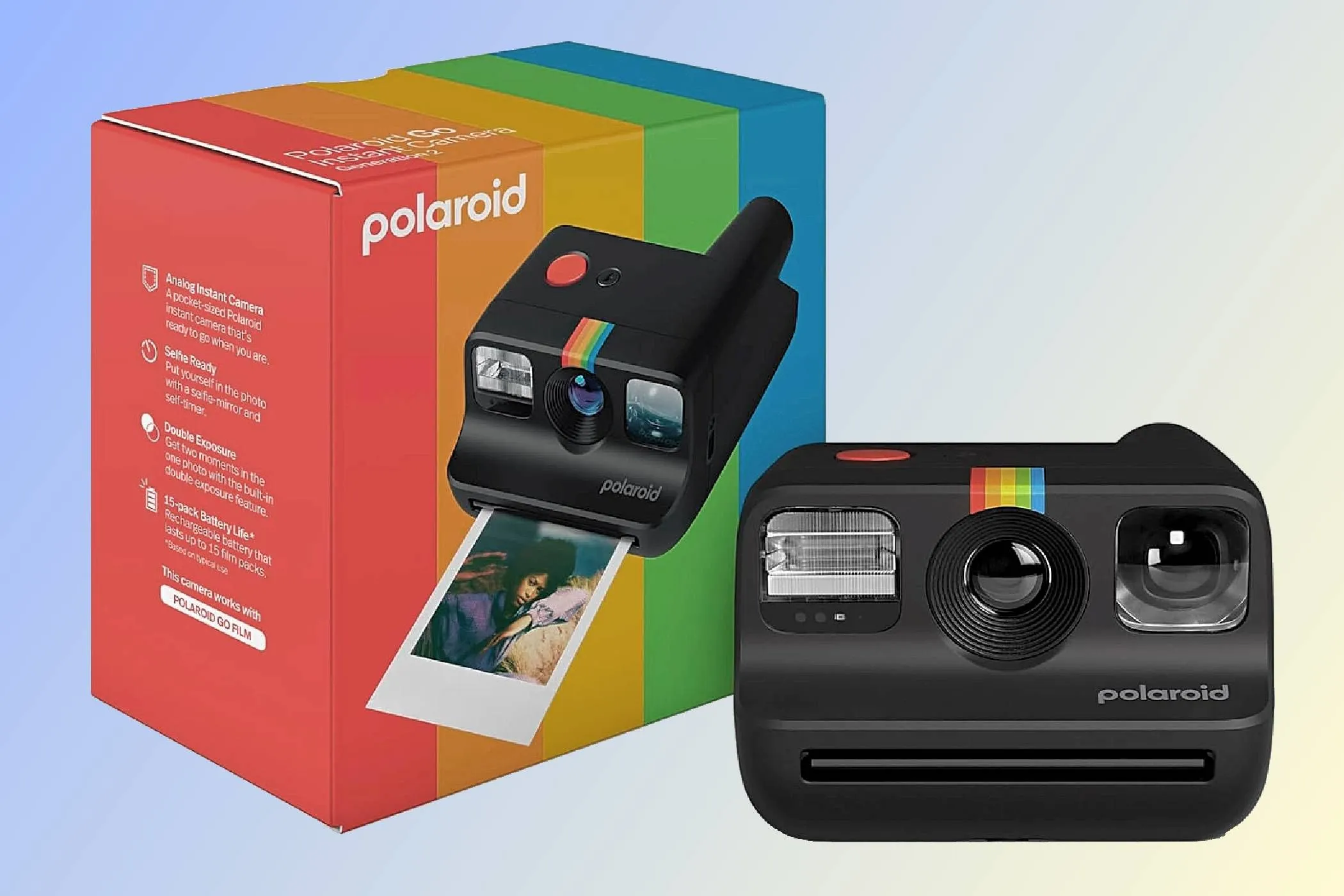 Eine Polaroid Go (Gen 2) neben ihrer Verpackung.