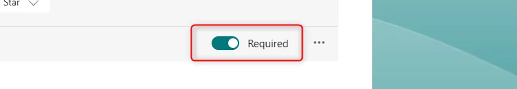 De schakelaar Vereist naast een vraag in Microsoft Forms is ingeschakeld.